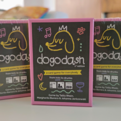 Super deal: 3 boxes Dogo Dash Card Game